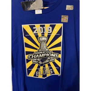 New St.‎ Louis Blues SZ L Port & Company Stanley Cup Champions 2019  NHL T-Shirt